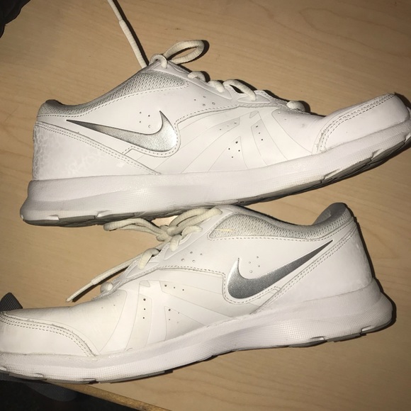 plain white nikes womens